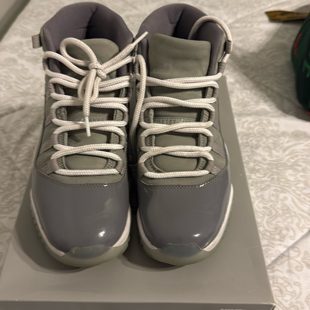 Air Jordan Cool Grey 11